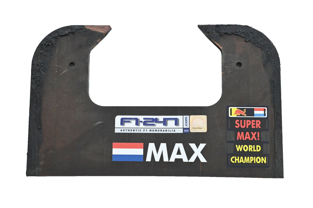 3111 RED BULL RACING Front plank section Max Verstappen FIA Formula One Drivers' World Champion F1-247